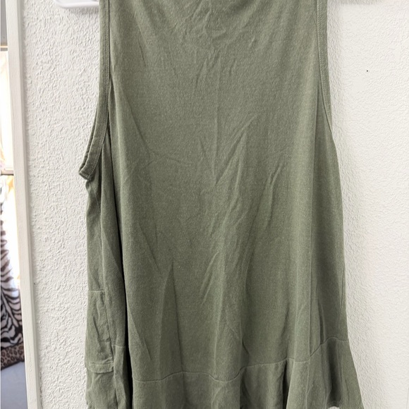 American Eagle Olive Green Ruffle Hem Peplum Tank Top - Size Large - Picture 3 of 3